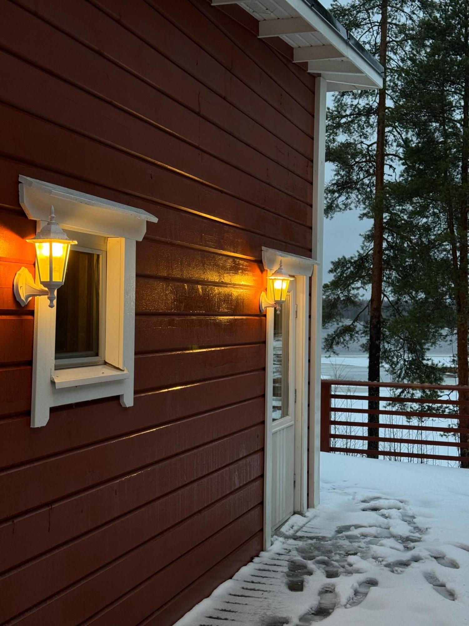 Tiiringolf Cottages Nilsiä Exterior photo